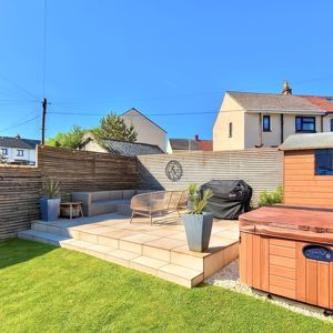 Photo 17- click for photo gallery